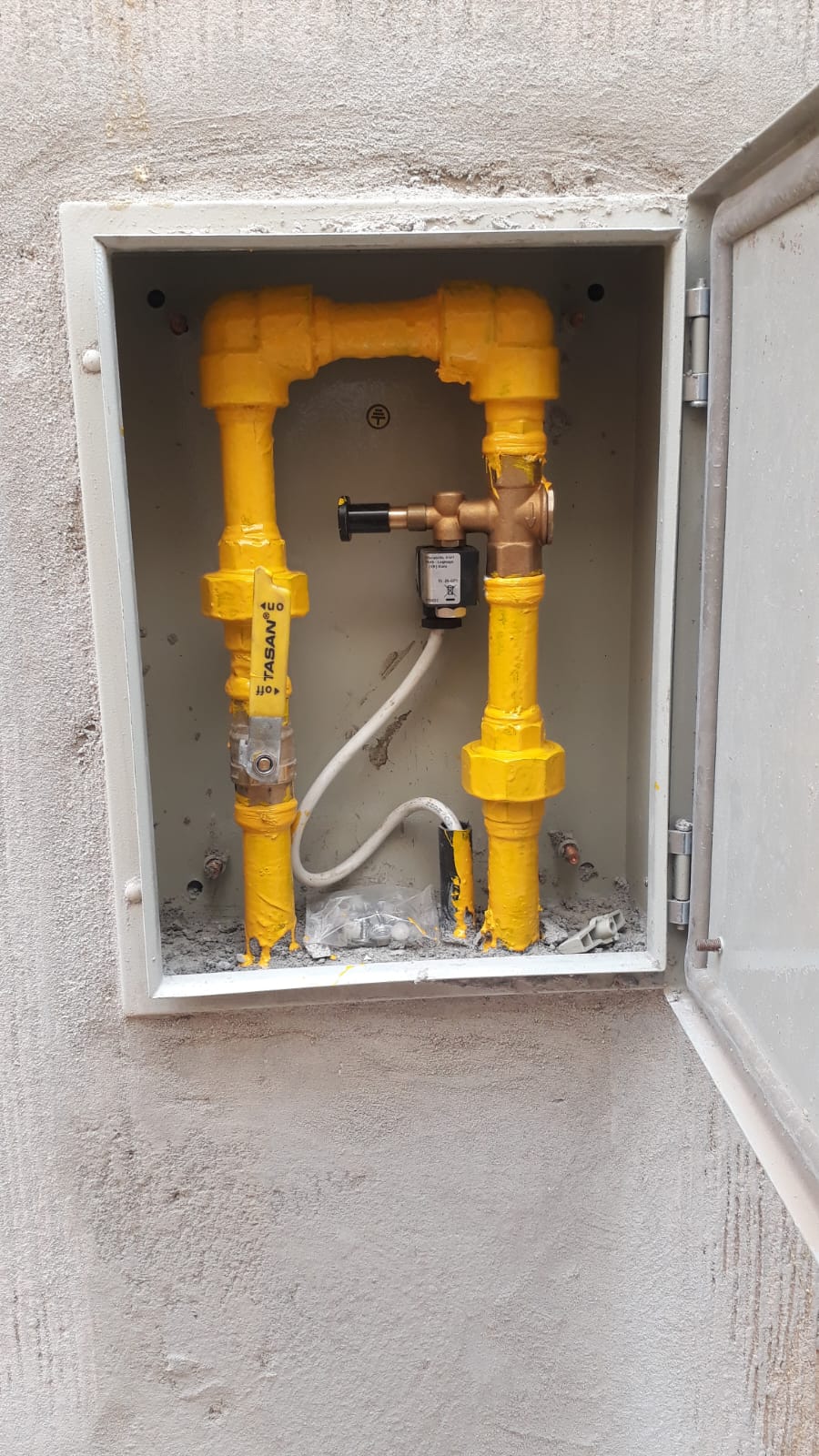 das pipes and systems